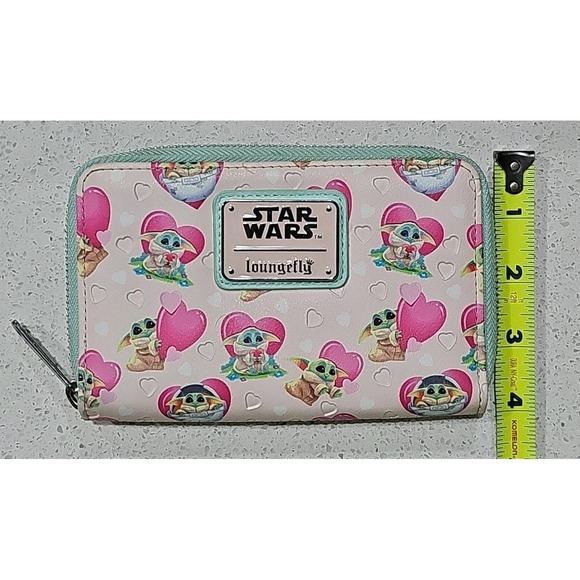 Loungefly Disney Star Wars Wallet Hearts Vallentine Grogu Baby Yoda - Picture 8 of 8